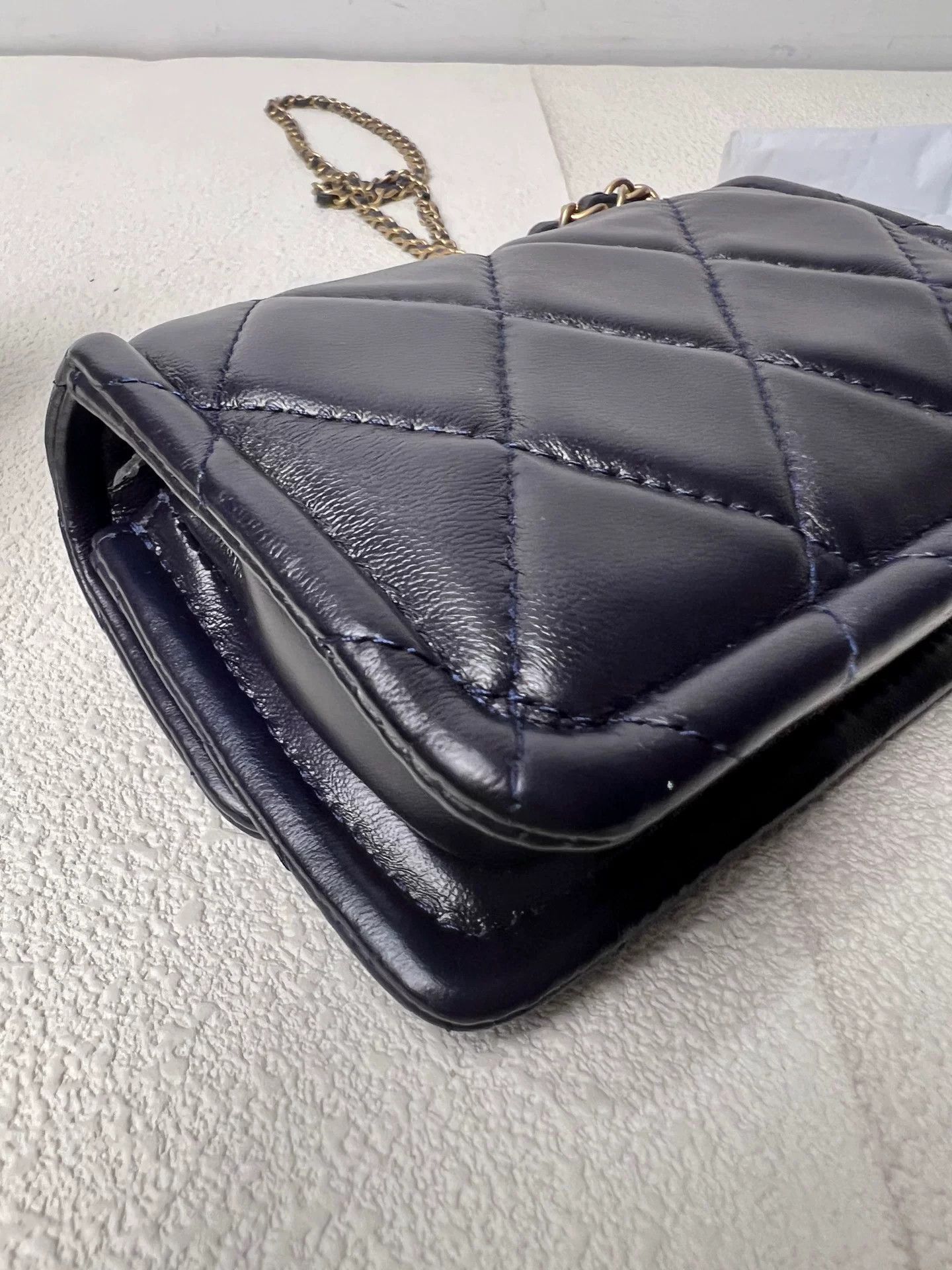 Chanel Pre-loved Bag Very good condition Size ONE SIZE - 9 Thumbnail
