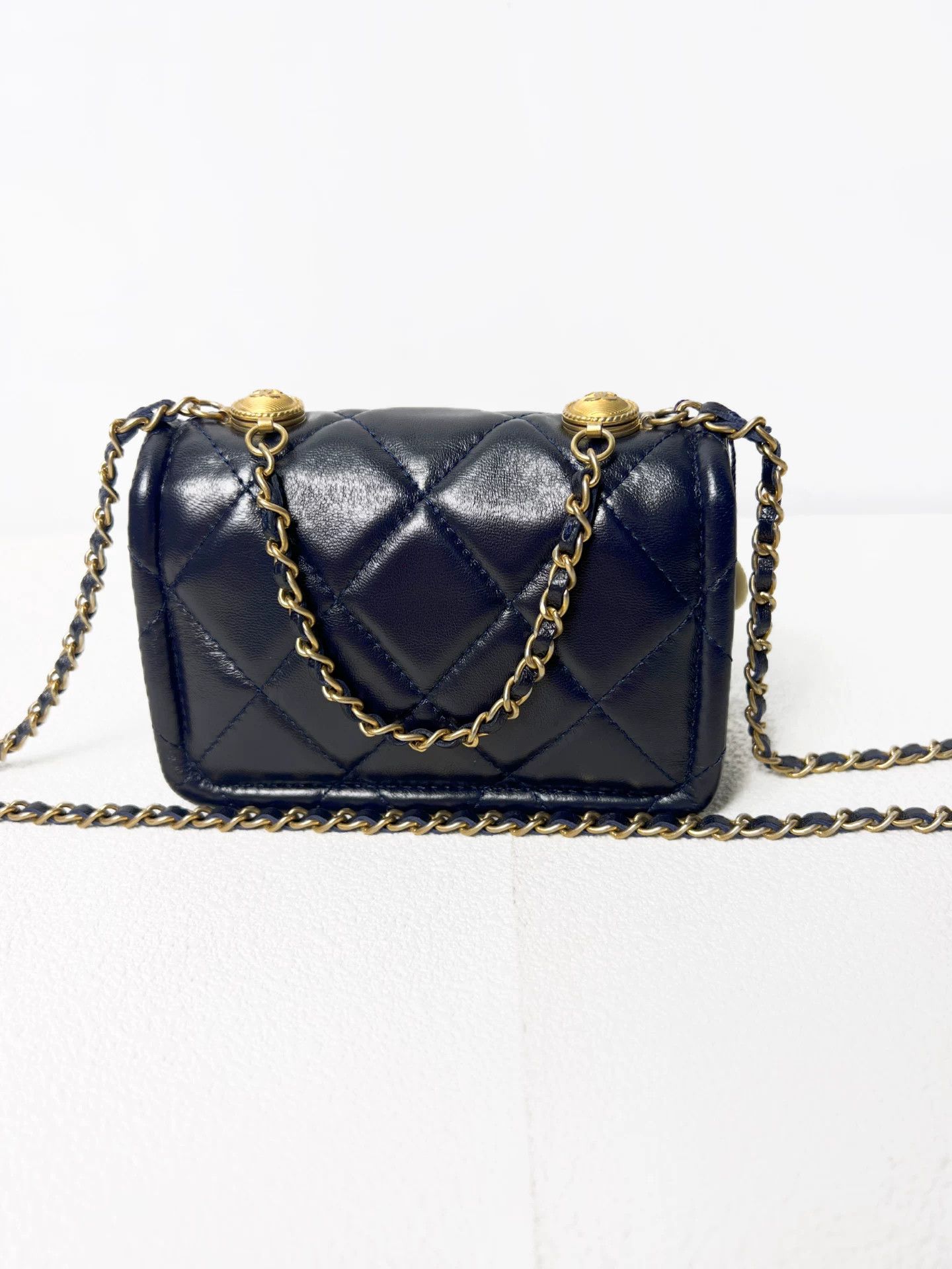 Chanel Pre-loved Bag Very good condition Size ONE SIZE - 2 Thumbnail