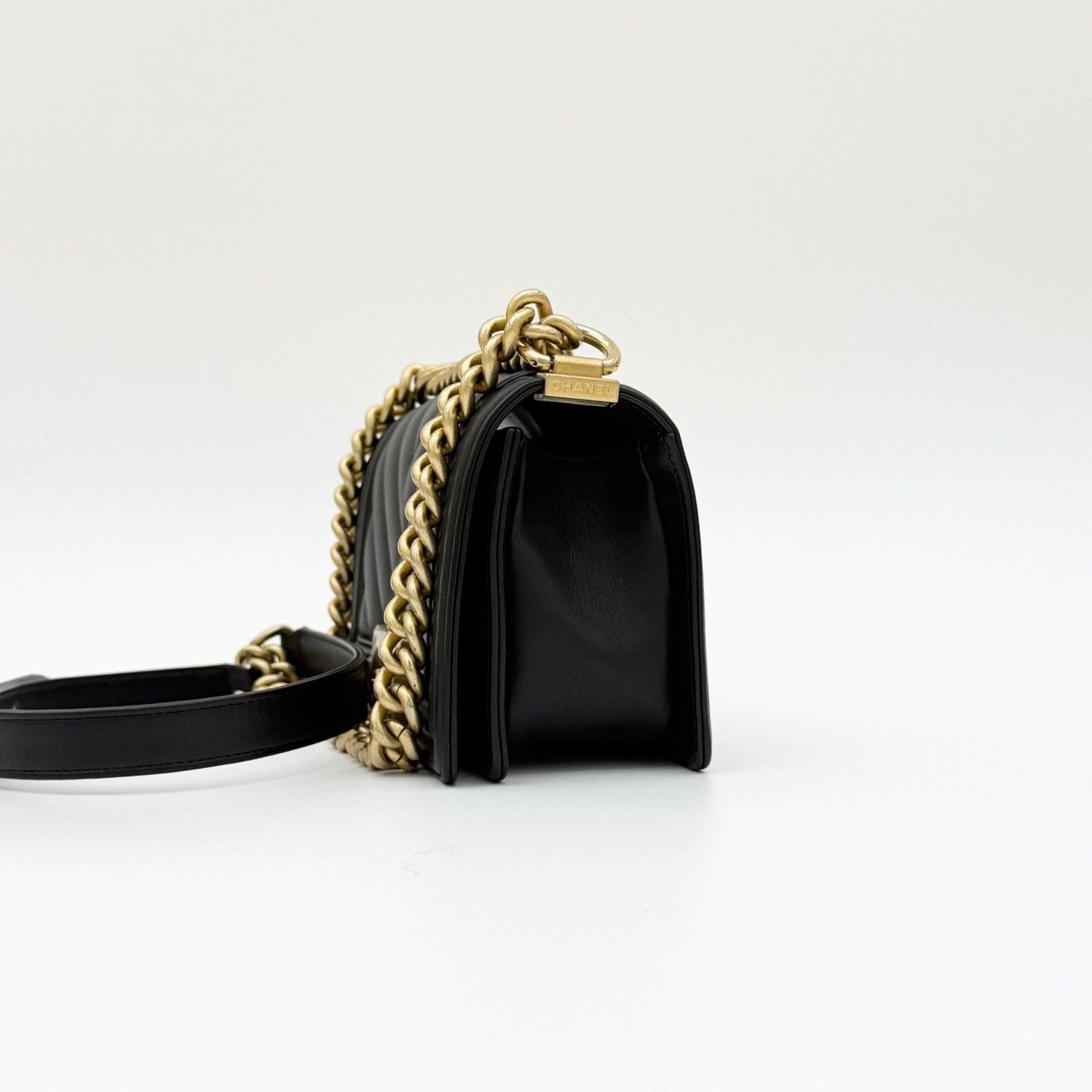 Chanel Pre-loved Bag Very good condition Size ONE SIZE - 4 Thumbnail
