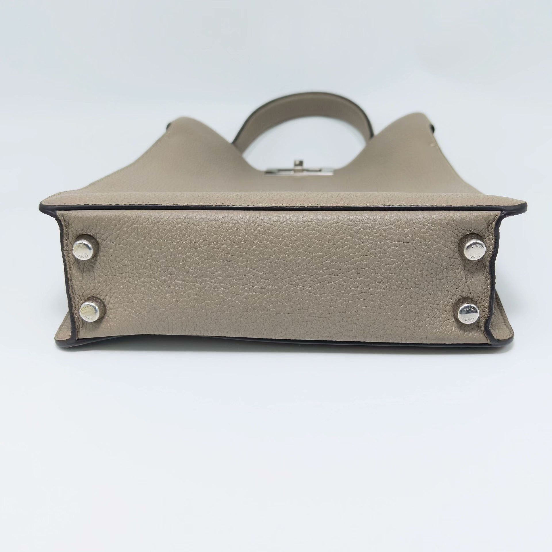 Fendi Pre-loved Bag Very good condition Size ONE SIZE - 5 Thumbnail
