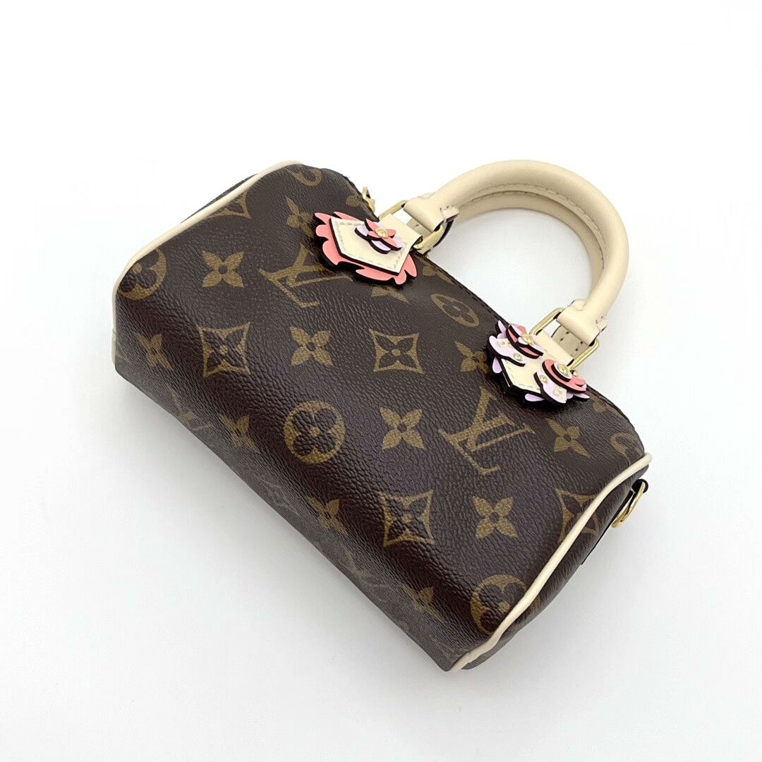 Louis Vuitton Pre-loved Bag Very good condition Size ONE SIZE - 3 Thumbnail
