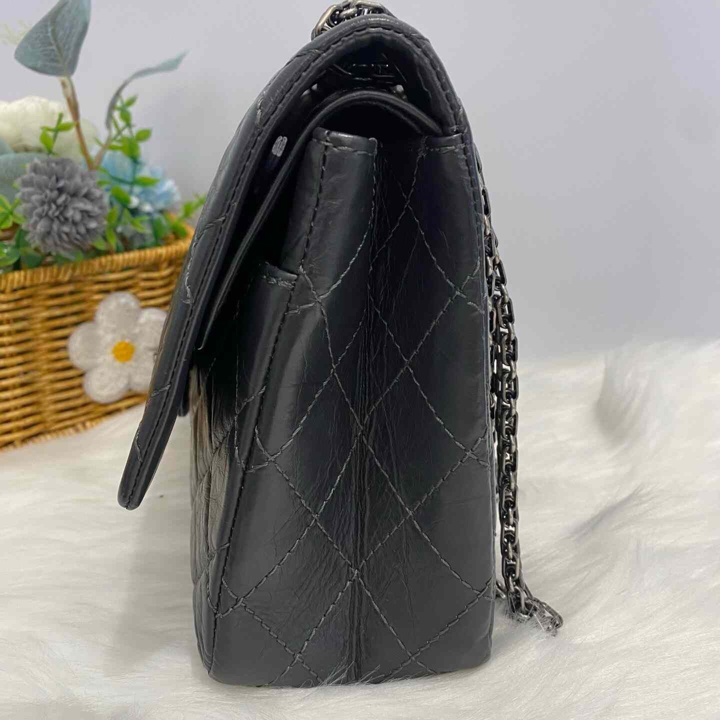 Chanel Pre-loved Bag Very good condition Size ONE SIZE - 4 Thumbnail