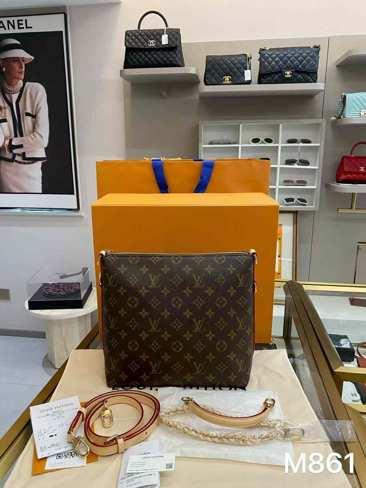 Louis Vuitton Pre-loved Bag Brand new condition Size ONE SIZE - 3 Thumbnail