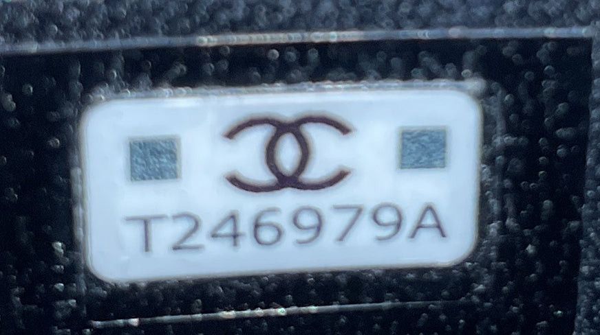 Chanel So Black Top Handle Vanity Case with Chain Size ONE SIZE - 8 Thumbnail