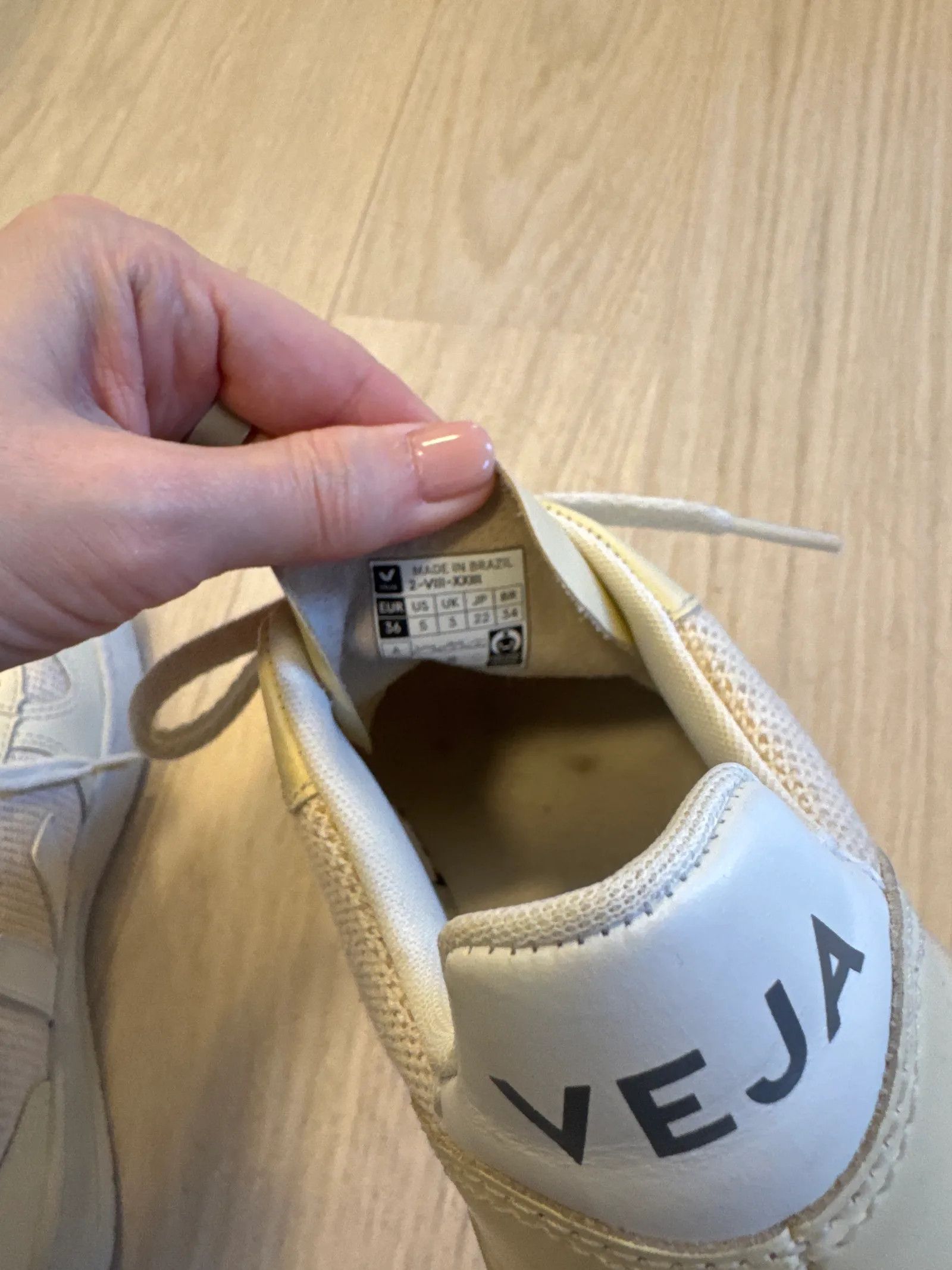 Veja Veja Sneakers Size US 6 / IT 36 - 4 Thumbnail