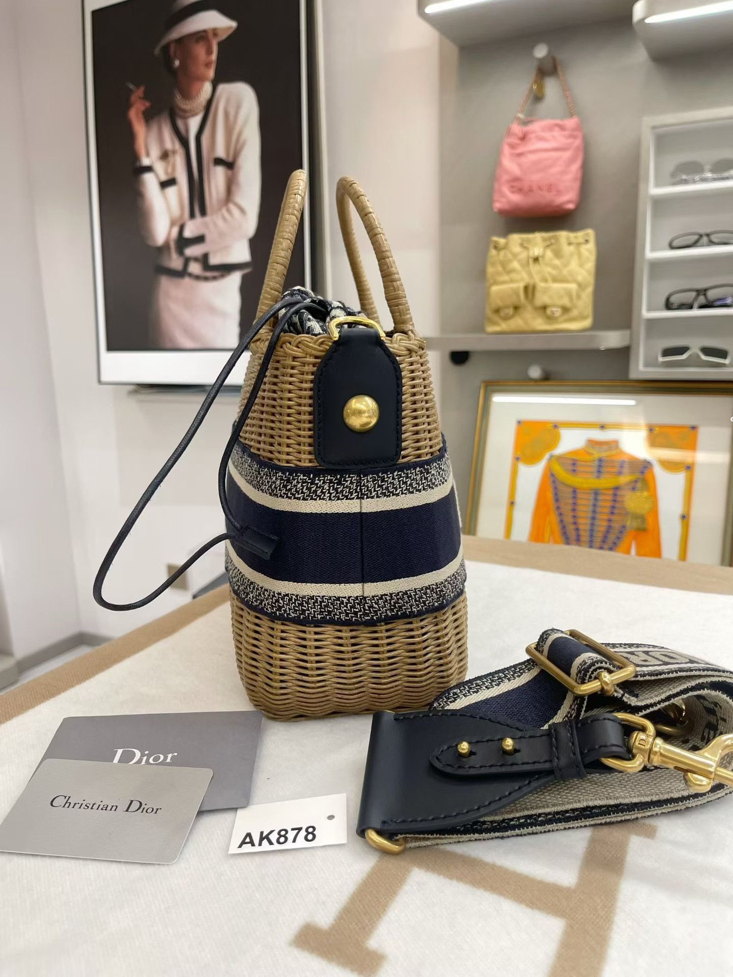 Dior Pre-loved Bag Very good condition Size ONE SIZE - 4 Thumbnail