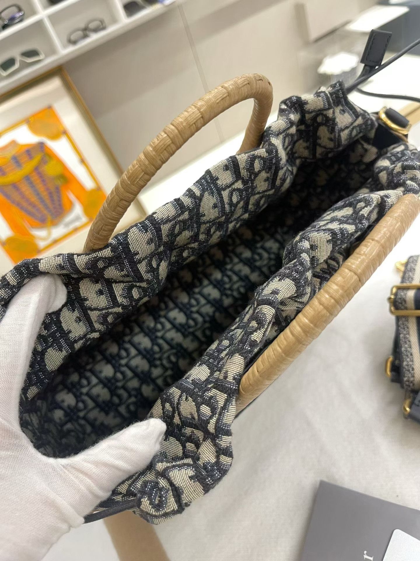 Dior Pre-loved Bag Very good condition Size ONE SIZE - 9 Thumbnail