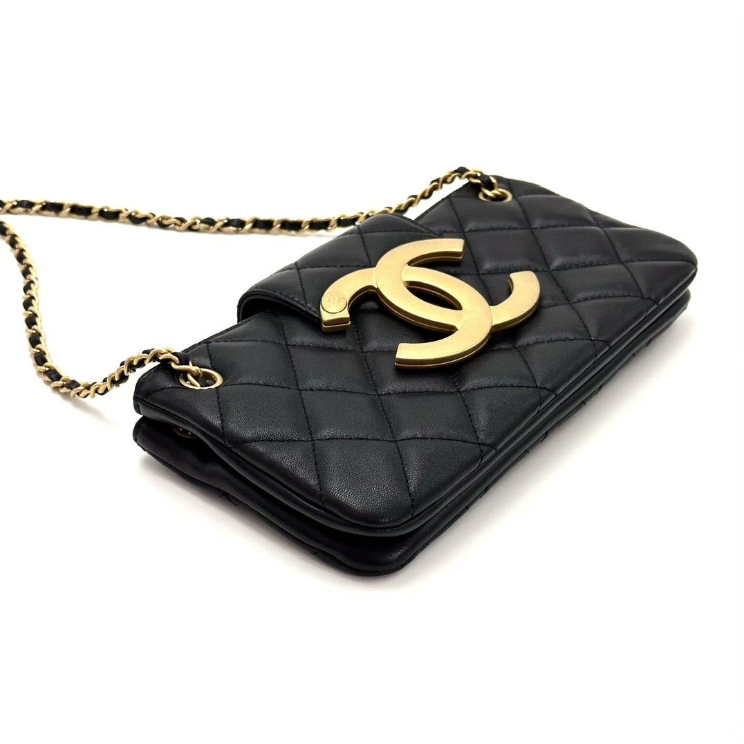Chanel Pre-loved Bag Very good condition Size ONE SIZE - 3 Thumbnail