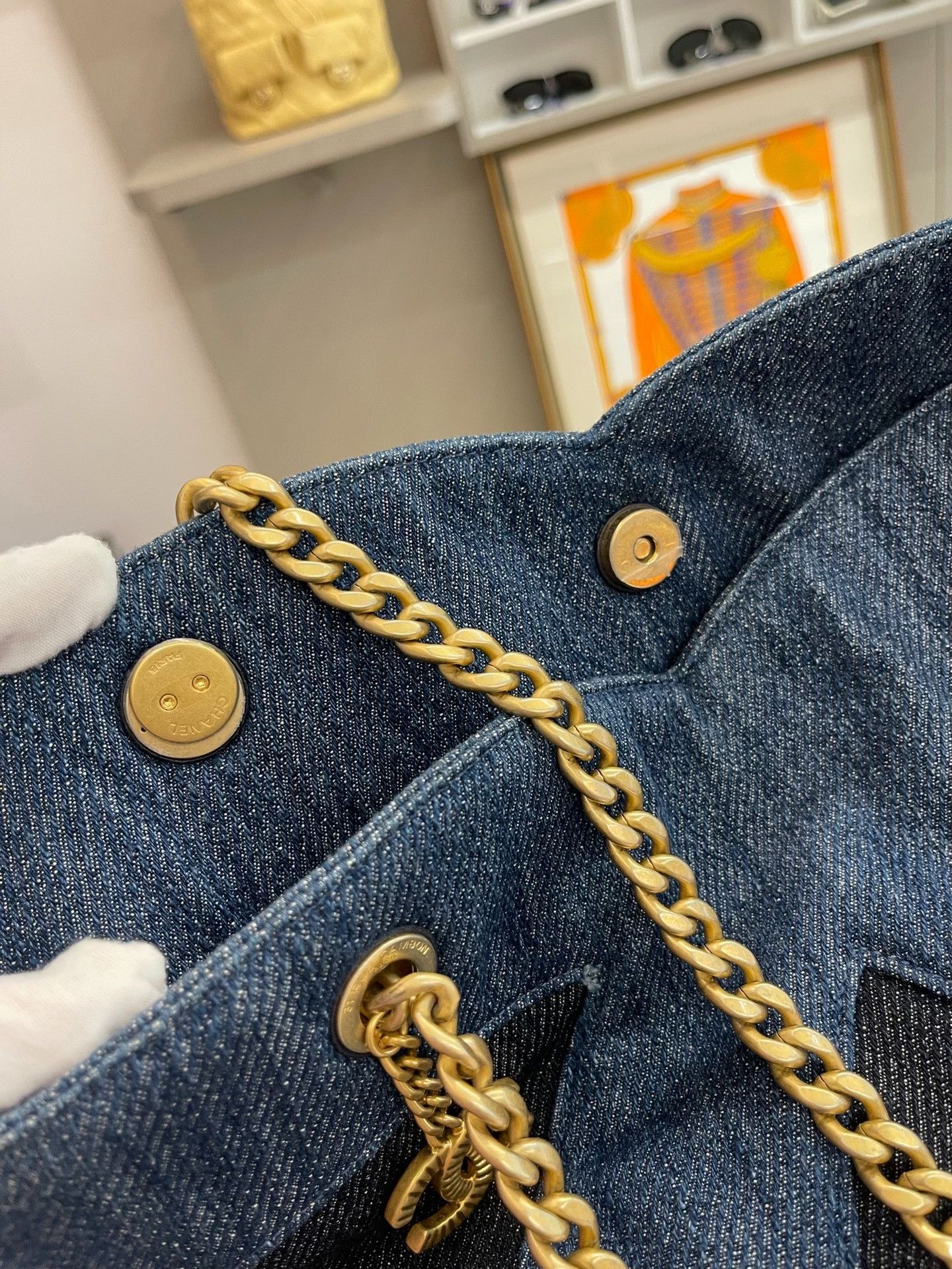 Chanel Pre-loved Bag Very good condition Size ONE SIZE - 6 Thumbnail