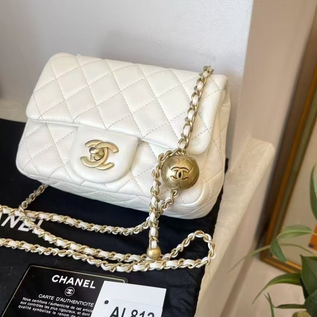 Chanel Pre-loved Bag Very good condition Size ONE SIZE - 2 Thumbnail