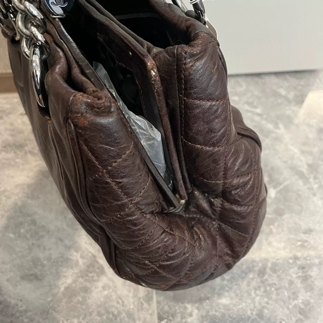 Chanel Pre-loved Bag Very good condition Size ONE SIZE - 5 Thumbnail