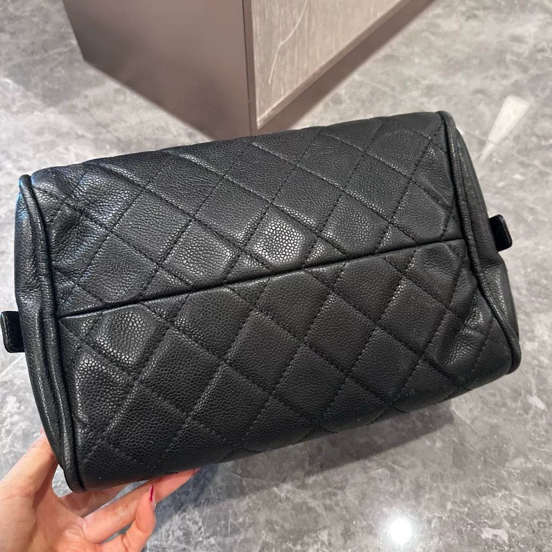Chanel Pre-loved Bag Very good condition Size ONE SIZE - 5 Thumbnail