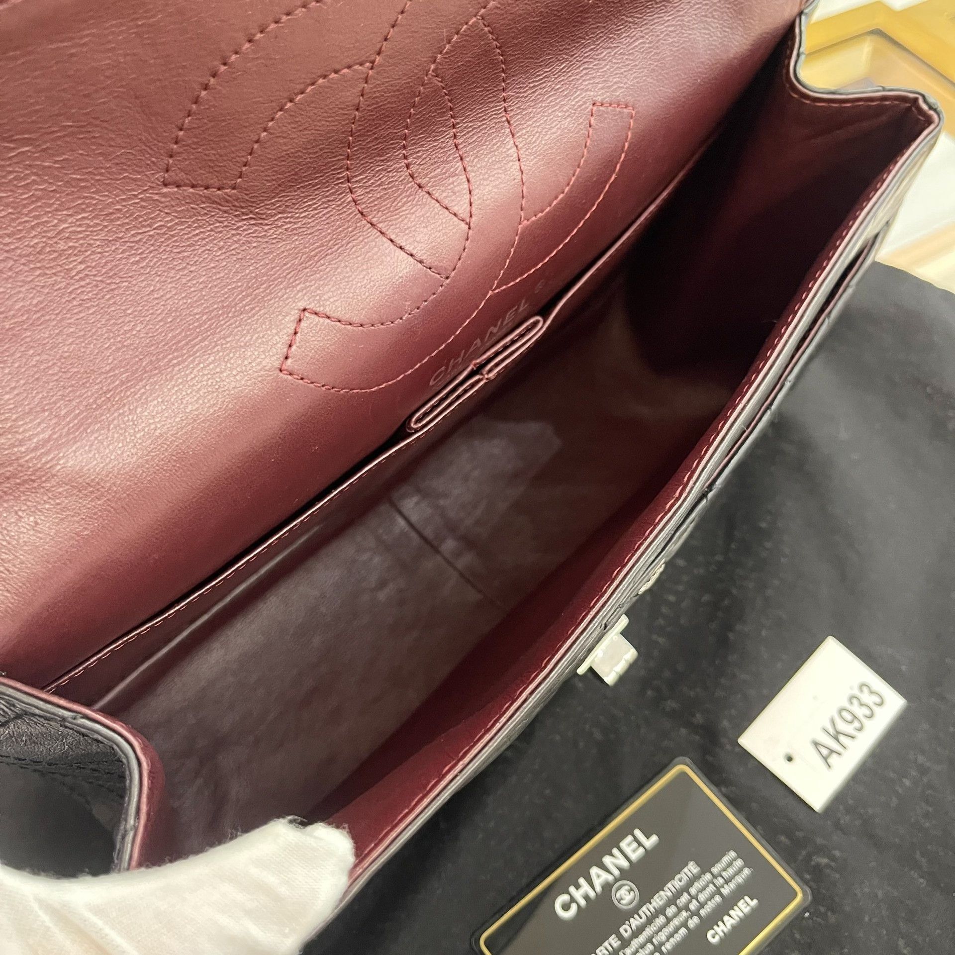 Chanel Pre-loved Bag Very good condition Size ONE SIZE - 8 Thumbnail