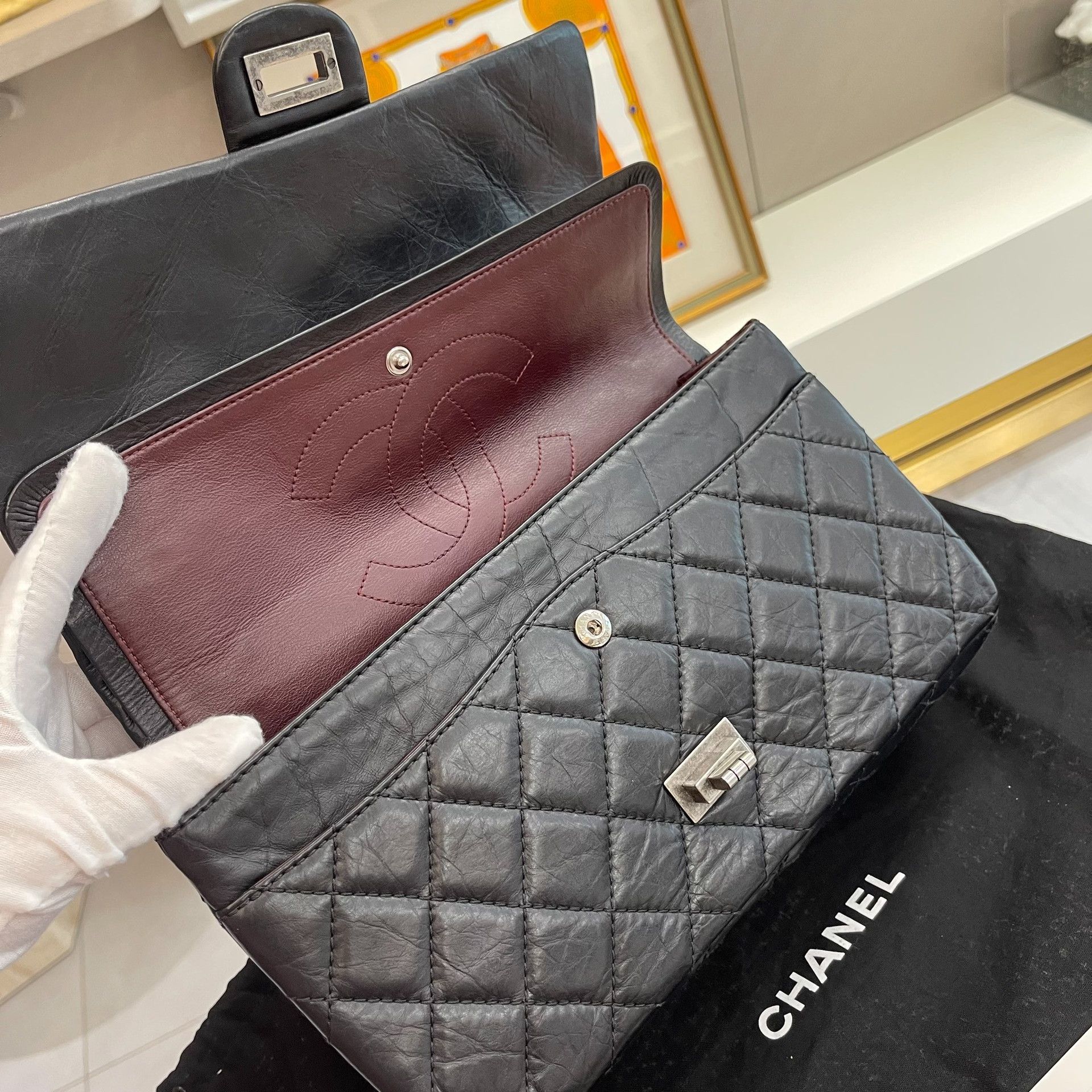Chanel Pre-loved Bag Very good condition Size ONE SIZE - 9 Thumbnail