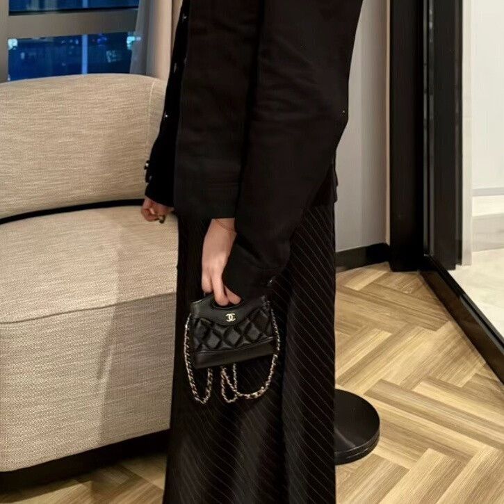 Chanel Pre-loved Bag Very good condition Size ONE SIZE - 4 Thumbnail