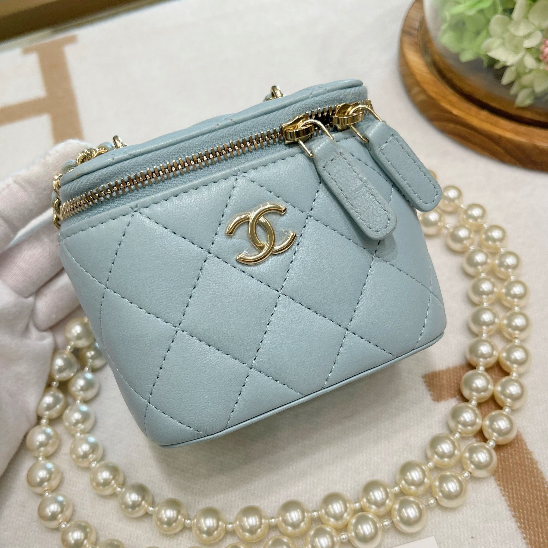 Chanel Pre-loved Bag Very good condition Size ONE SIZE - 3 Thumbnail