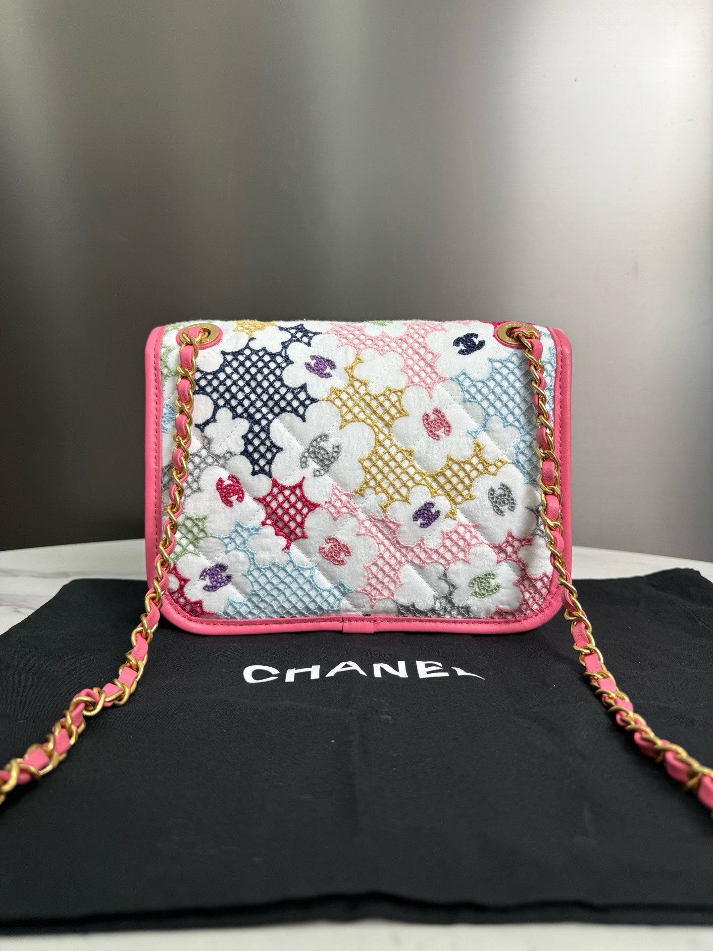 Chanel Pre-loved Bag Very good condition Size ONE SIZE - 3 Thumbnail