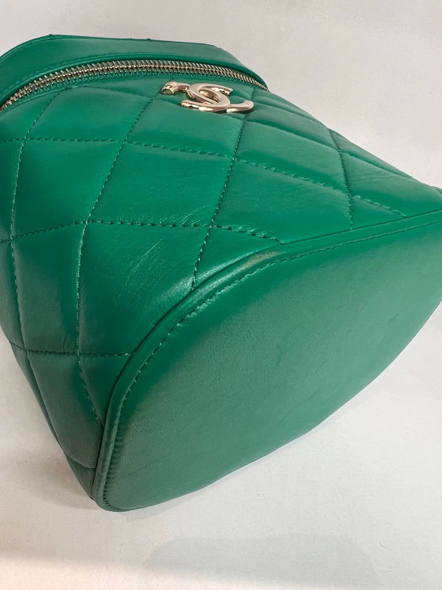 Chanel Pre-loved Bag Very good condition Size ONE SIZE - 4 Thumbnail