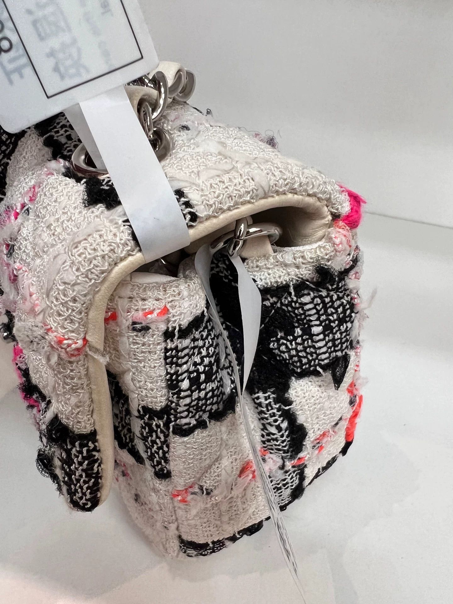 Chanel Pre-loved Bag Very good condition Size ONE SIZE - 6 Thumbnail
