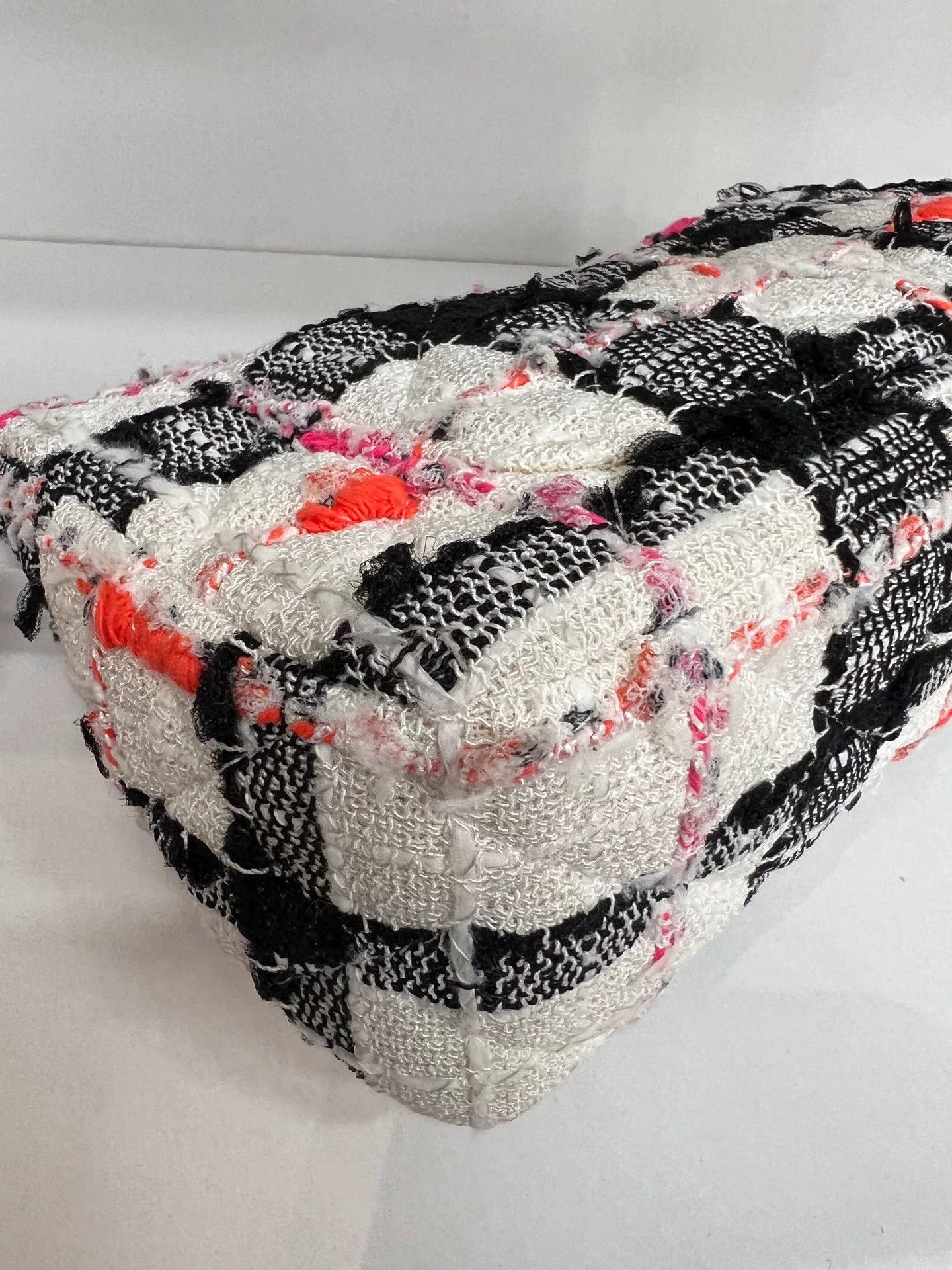 Chanel Pre-loved Bag Very good condition Size ONE SIZE - 9 Thumbnail