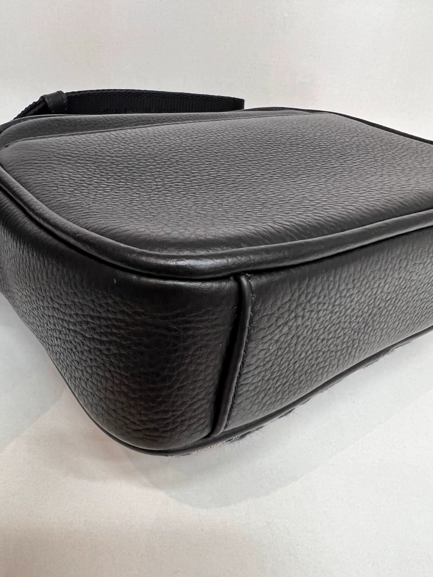 Dior Pre-loved Bag Very good condition Size ONE SIZE - 7 Thumbnail