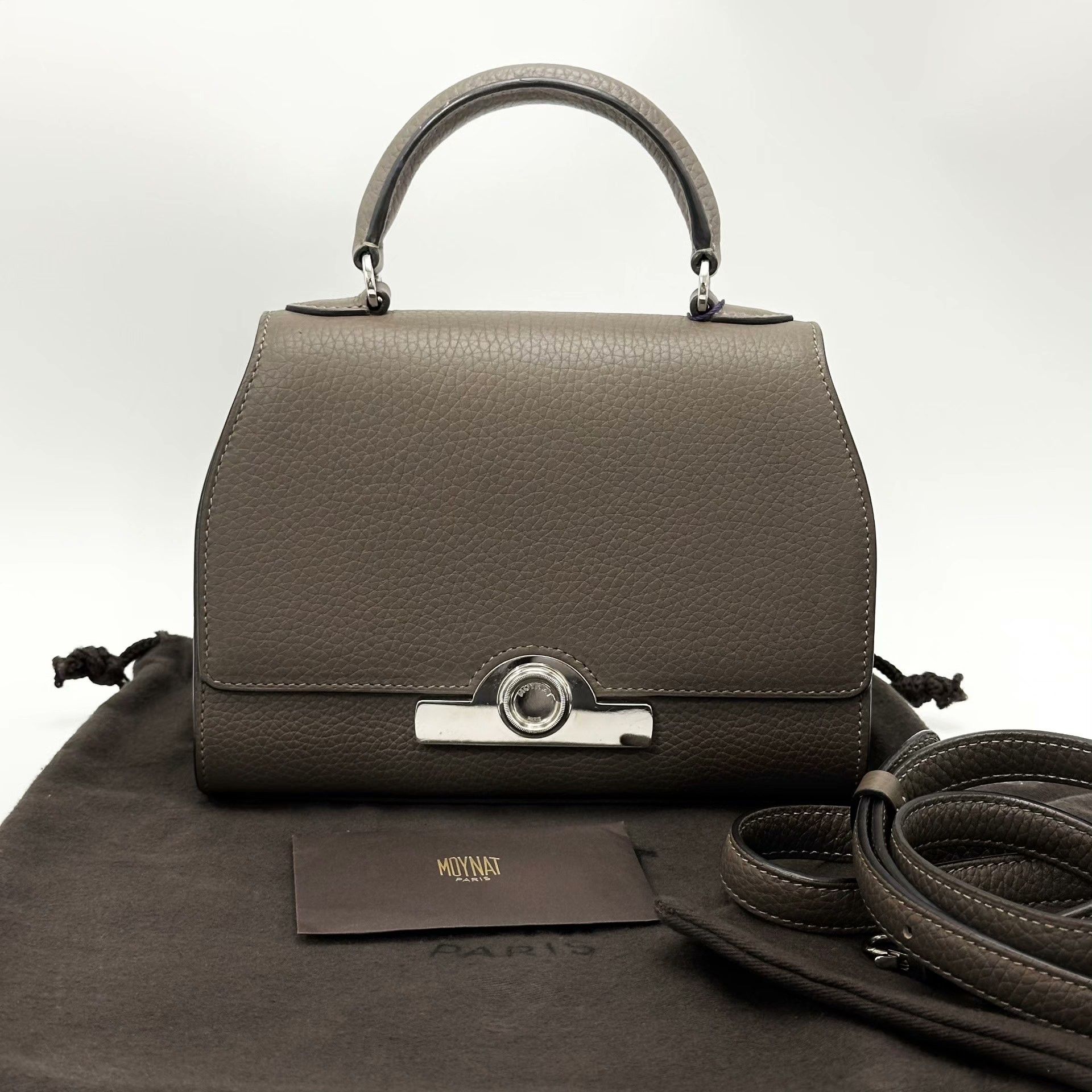 Moynat Pre-loved Bag Very good condition Size ONE SIZE - 3 Thumbnail