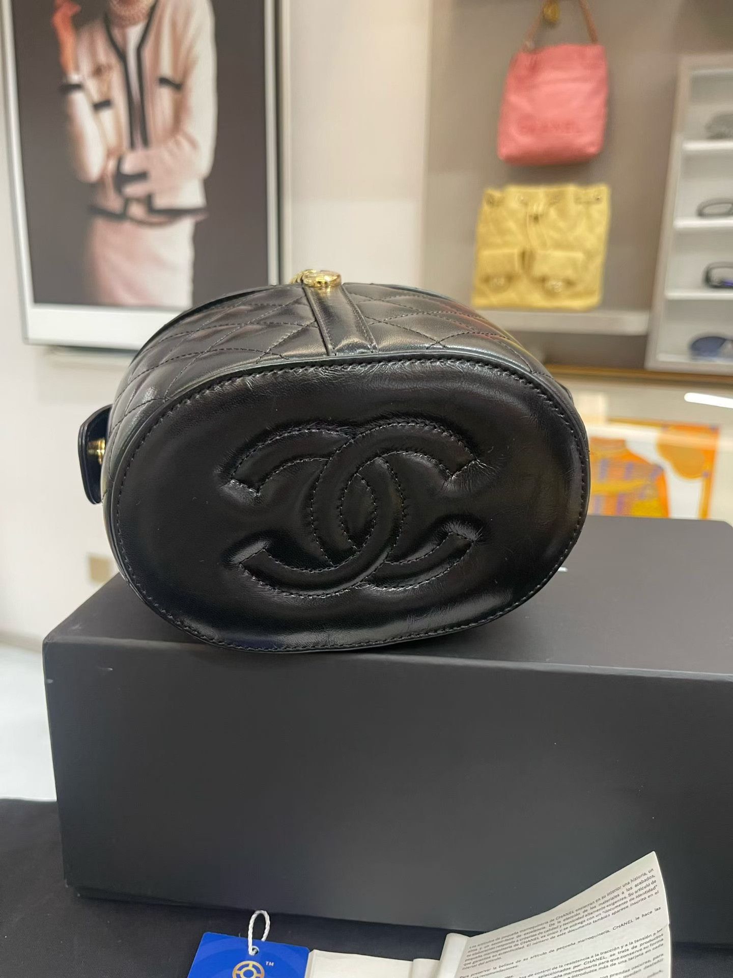 Chanel Pre-loved Bag Very good condition Size ONE SIZE - 9 Thumbnail