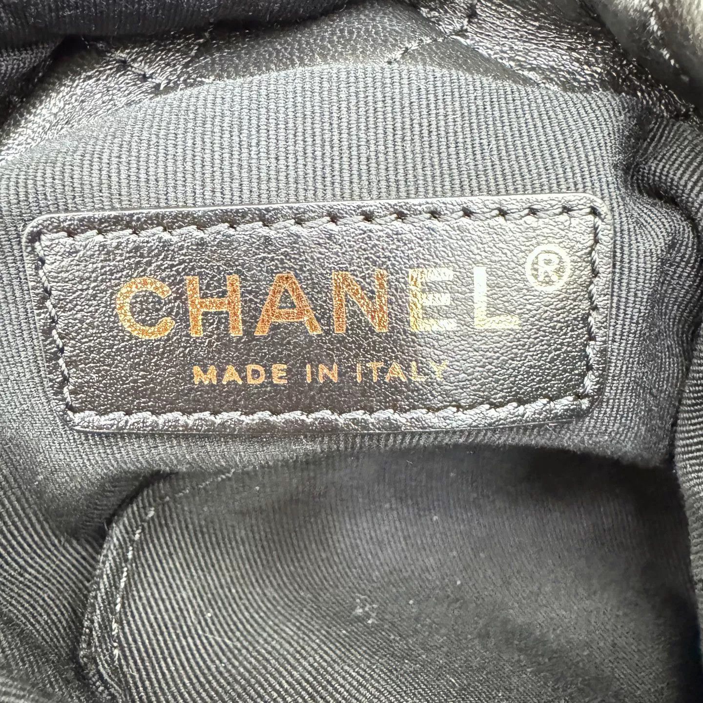 Chanel Pre-loved Bag Very good condition Size ONE SIZE - 7 Thumbnail
