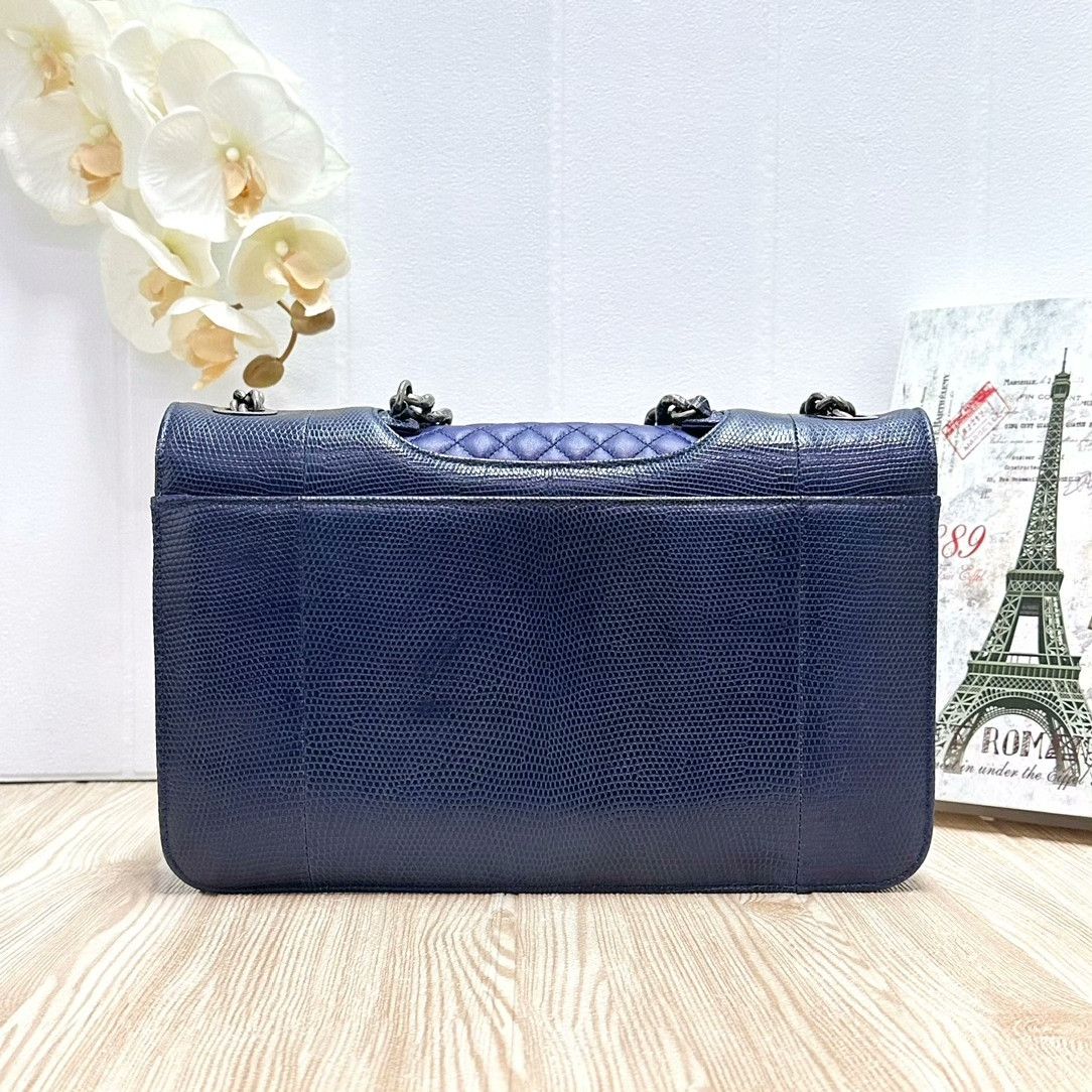 Chanel Pre-loved Bag Very good condition Size ONE SIZE - 2 Thumbnail