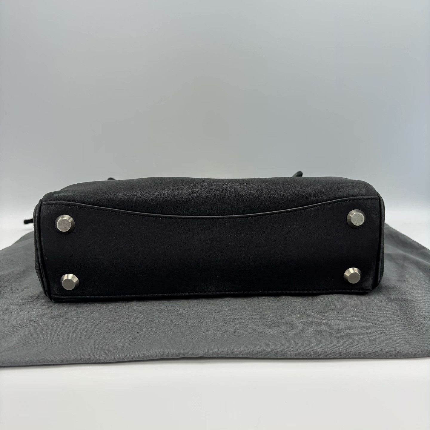 Balenciaga Pre-loved Bag Very good condition Size ONE SIZE - 6 Thumbnail