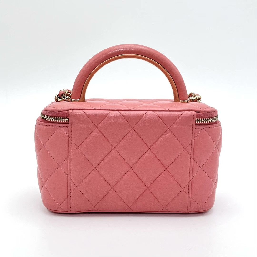 Chanel Pre-loved Bag Very good condition Size ONE SIZE - 4 Thumbnail