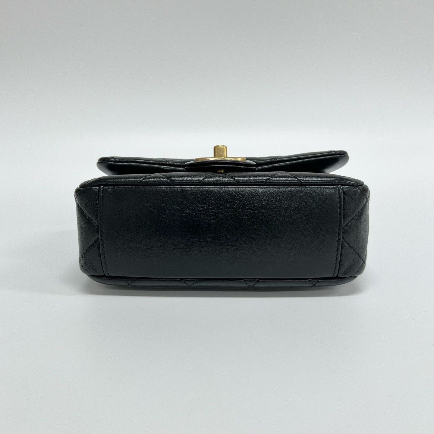 Chanel Pre-loved Bag Very good condition Size ONE SIZE - 3 Thumbnail