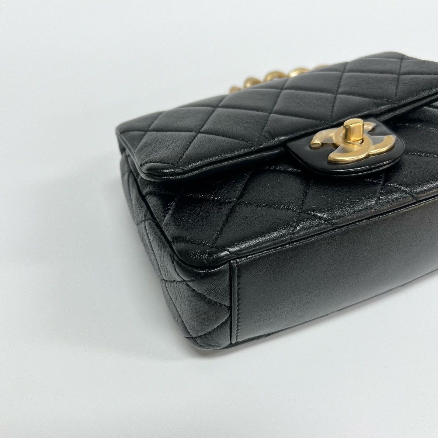 Chanel Pre-loved Bag Very good condition Size ONE SIZE - 5 Thumbnail