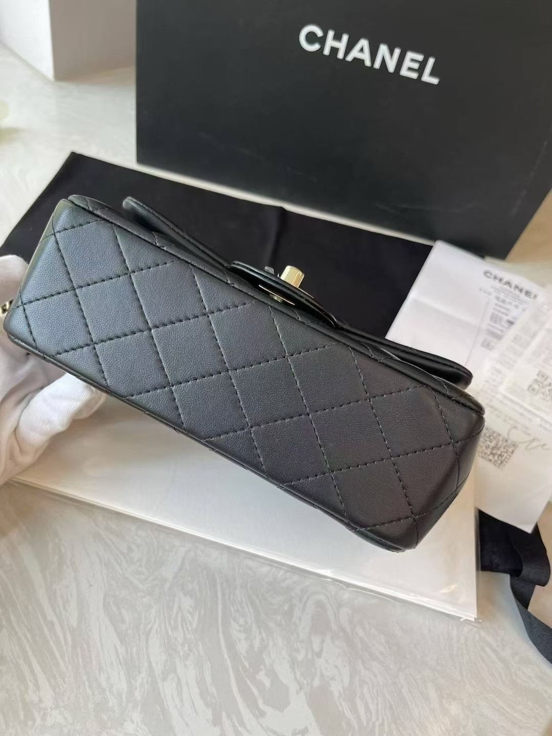 Chanel Pre-loved Bag Very good condition Size ONE SIZE - 4 Thumbnail