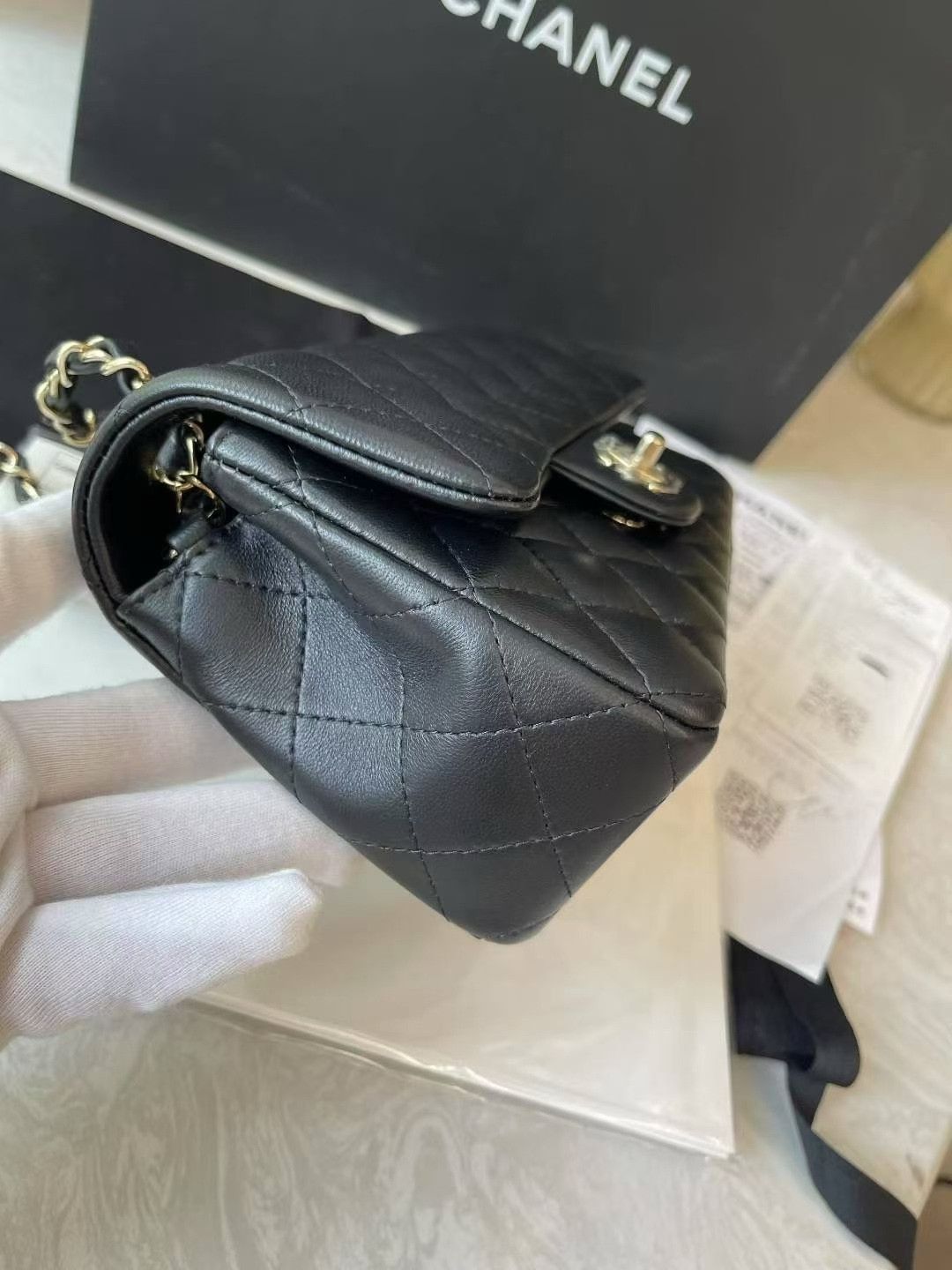 Chanel Pre-loved Bag Very good condition Size ONE SIZE - 5 Thumbnail