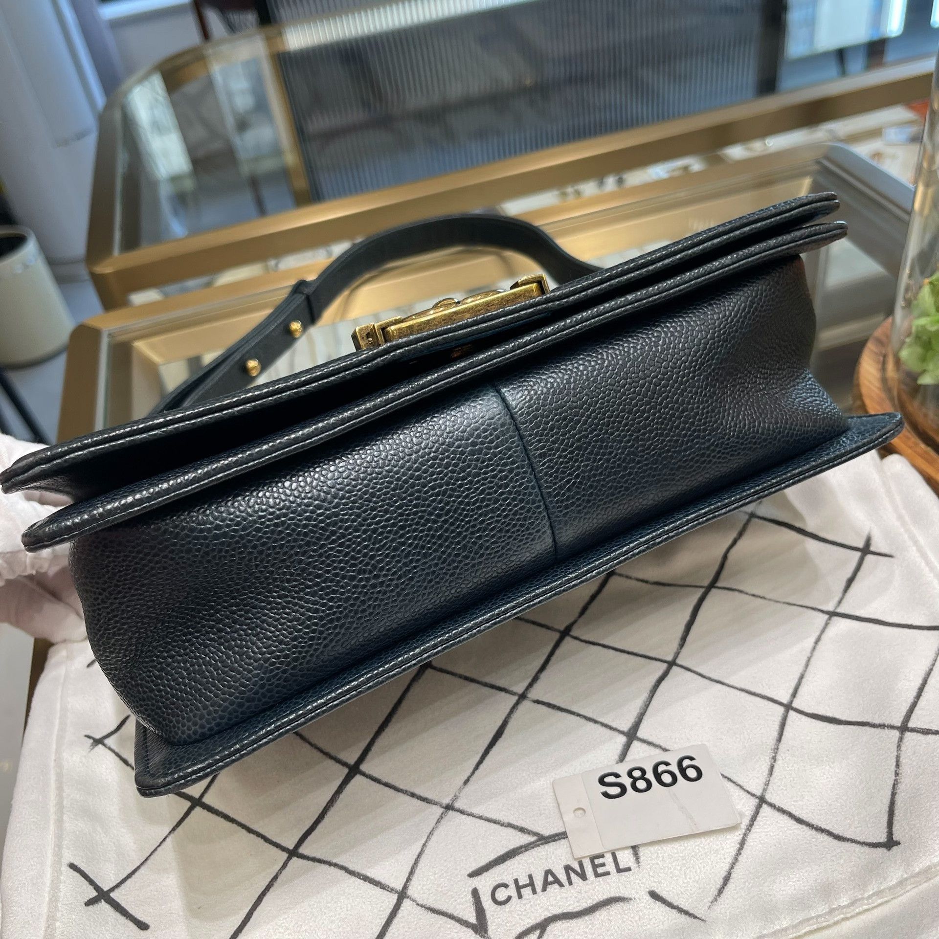 Chanel Pre-loved Bag Very good condition Size ONE SIZE - 6 Thumbnail