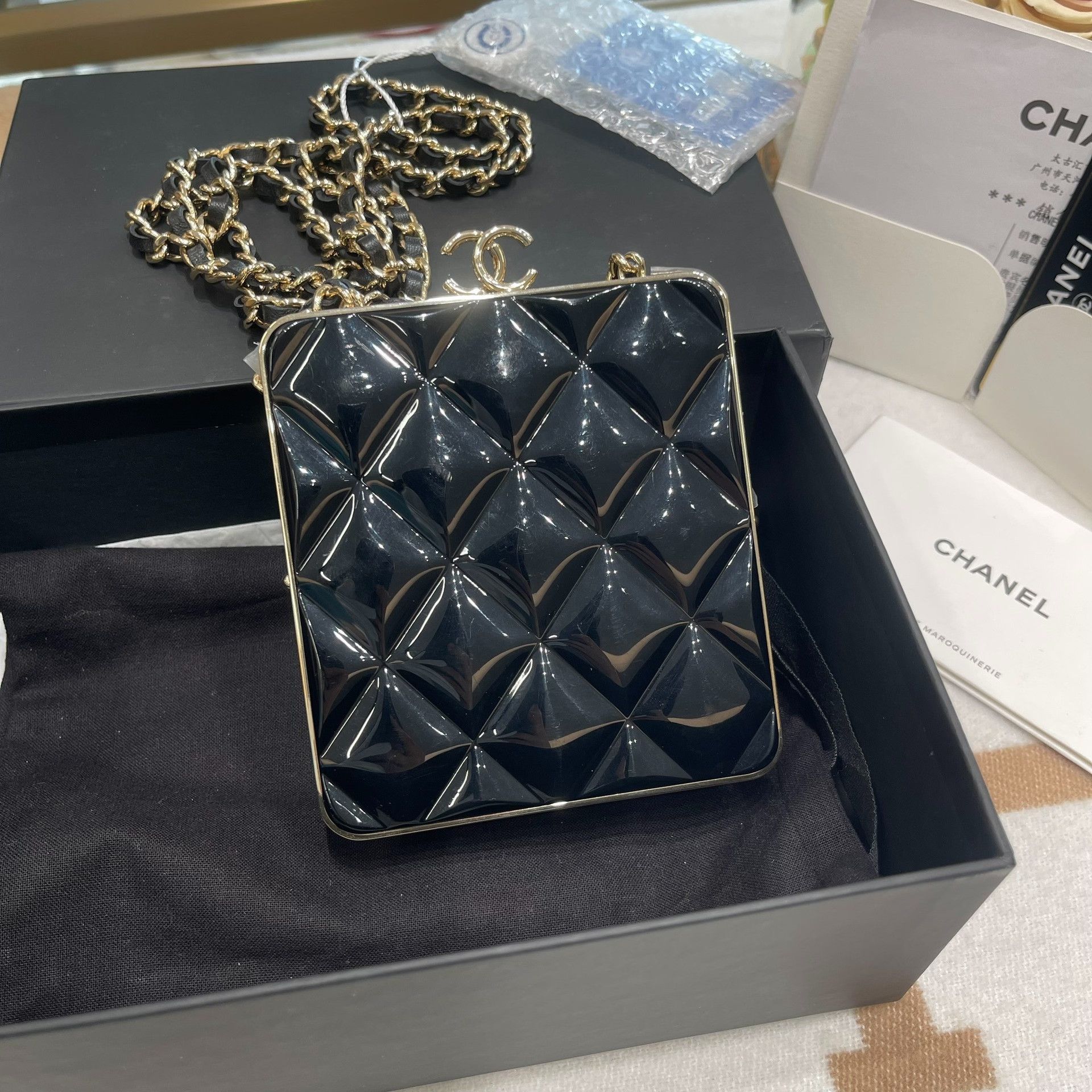Chanel Pre-loved Bag Very good condition Size ONE SIZE - 5 Thumbnail