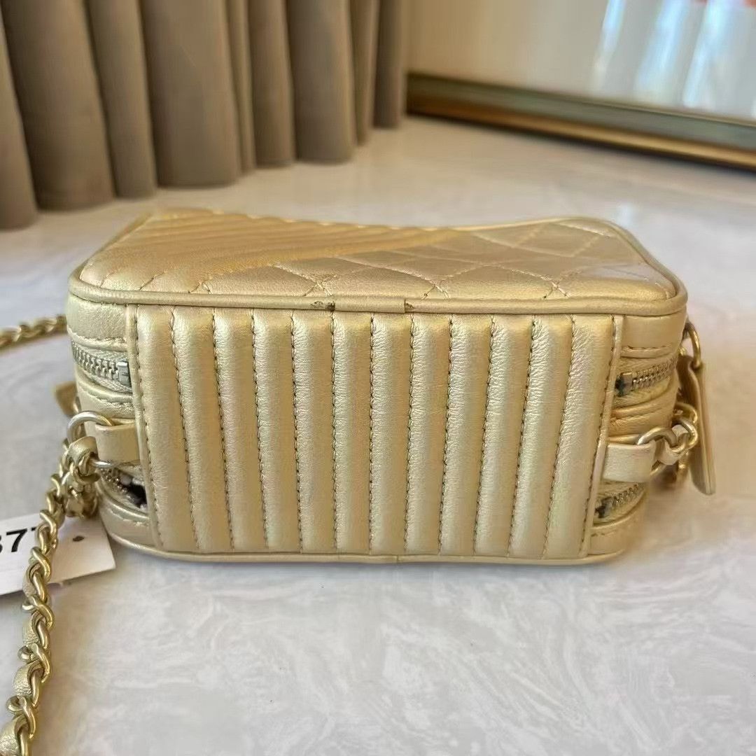 Chanel Pre-loved Bag Very good condition Size ONE SIZE - 8 Thumbnail