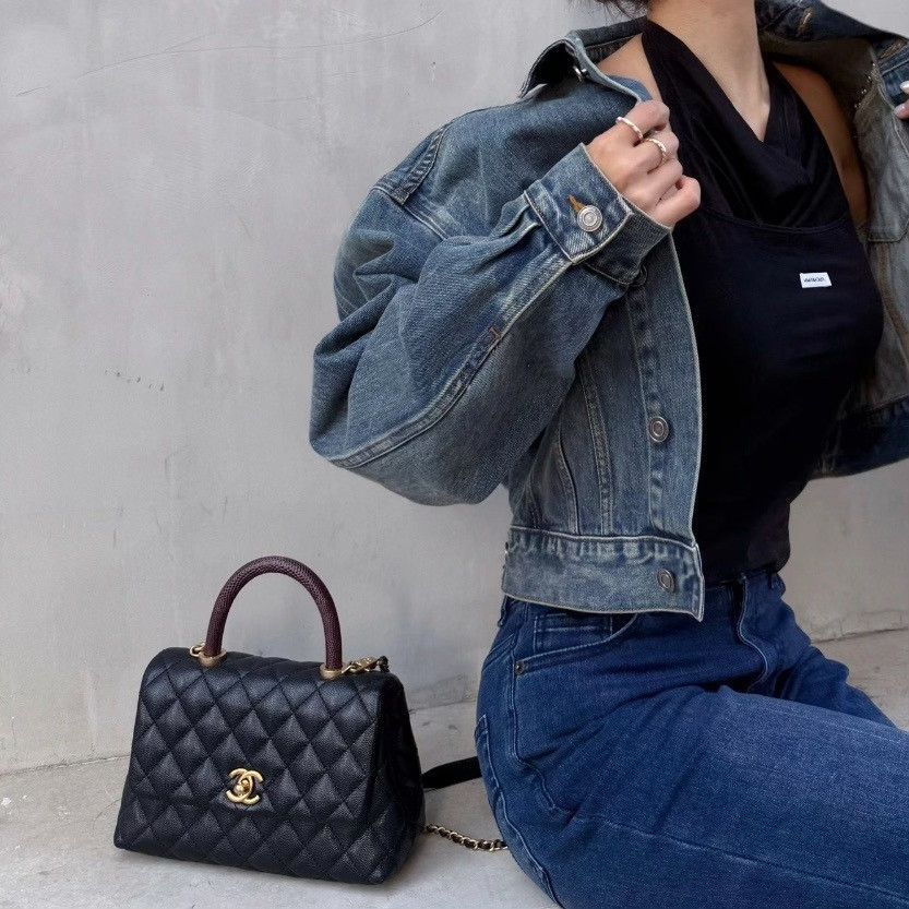 Chanel Pre-loved Bag Very good condition Size ONE SIZE - 4 Thumbnail