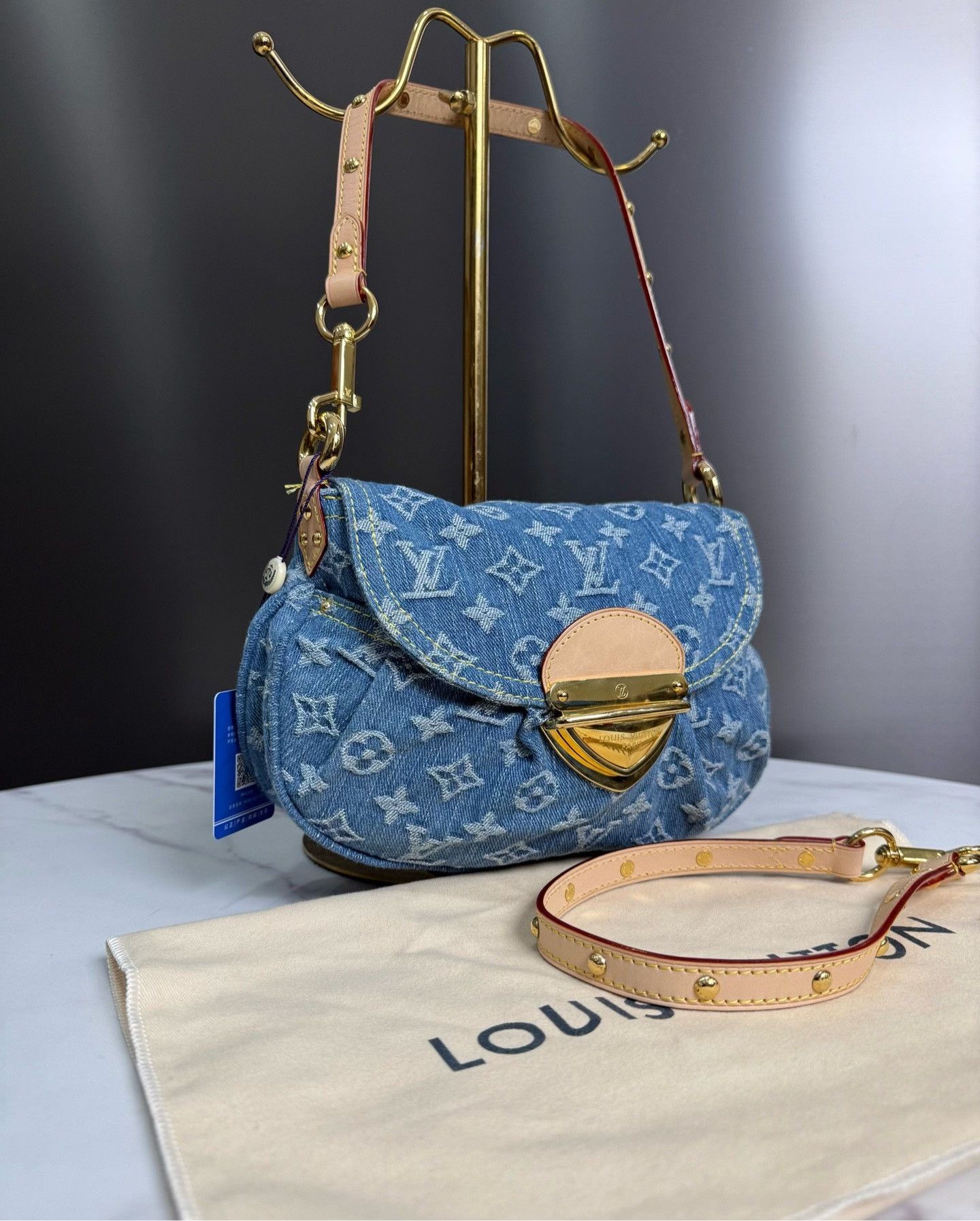 Louis Vuitton Pre-loved Bag Very good condition Size ONE SIZE - 2 Thumbnail