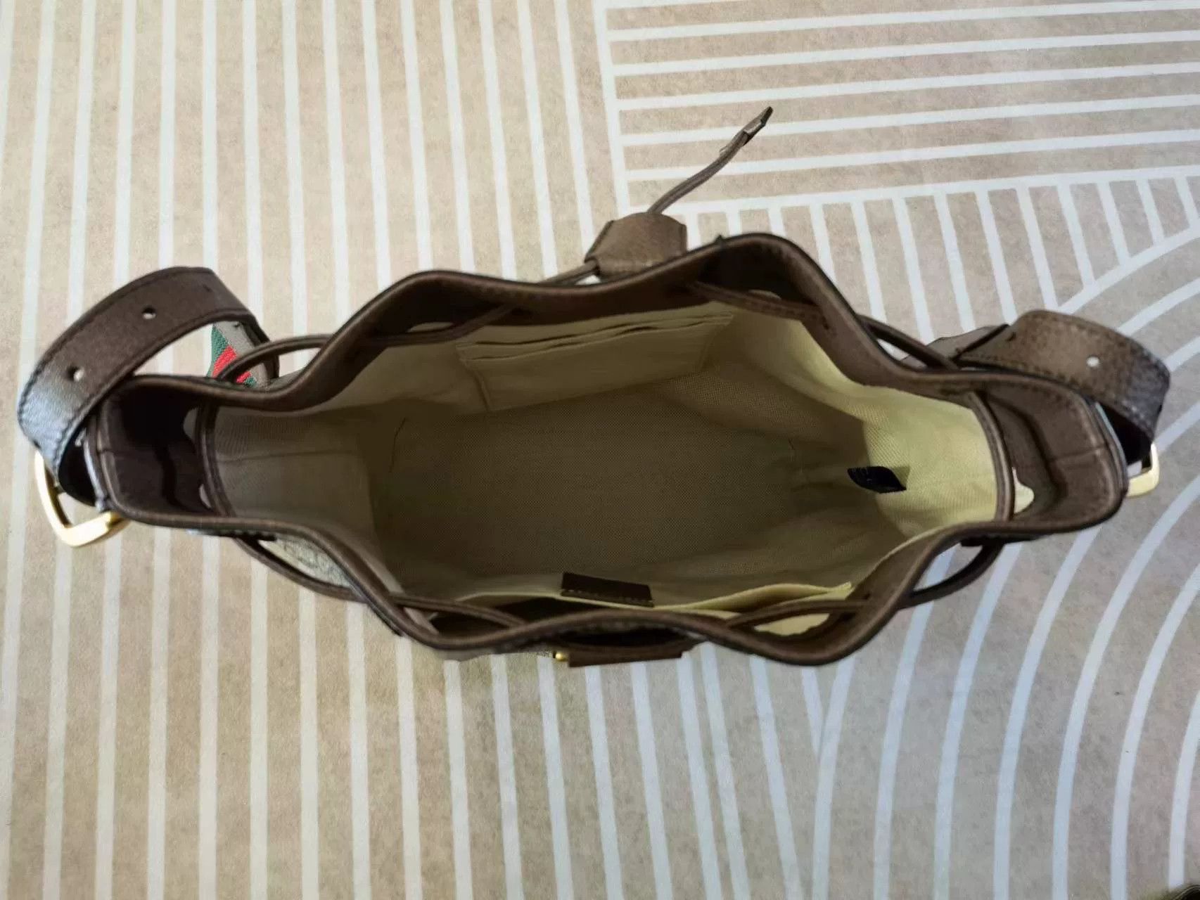 Gucci Pre-loved Bag Very good condition Size ONE SIZE - 7 Thumbnail