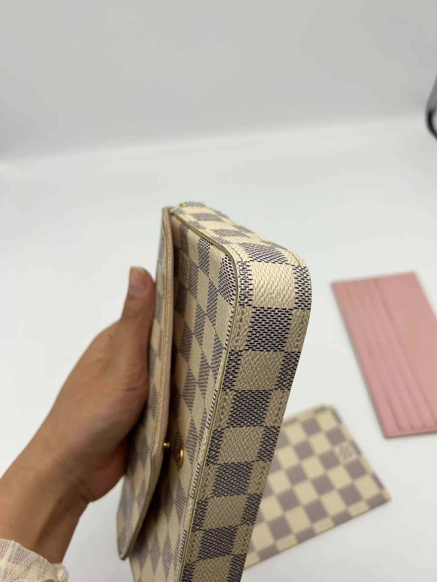 Louis Vuitton Pre-loved Bag Very good condition Size ONE SIZE - 7 Thumbnail