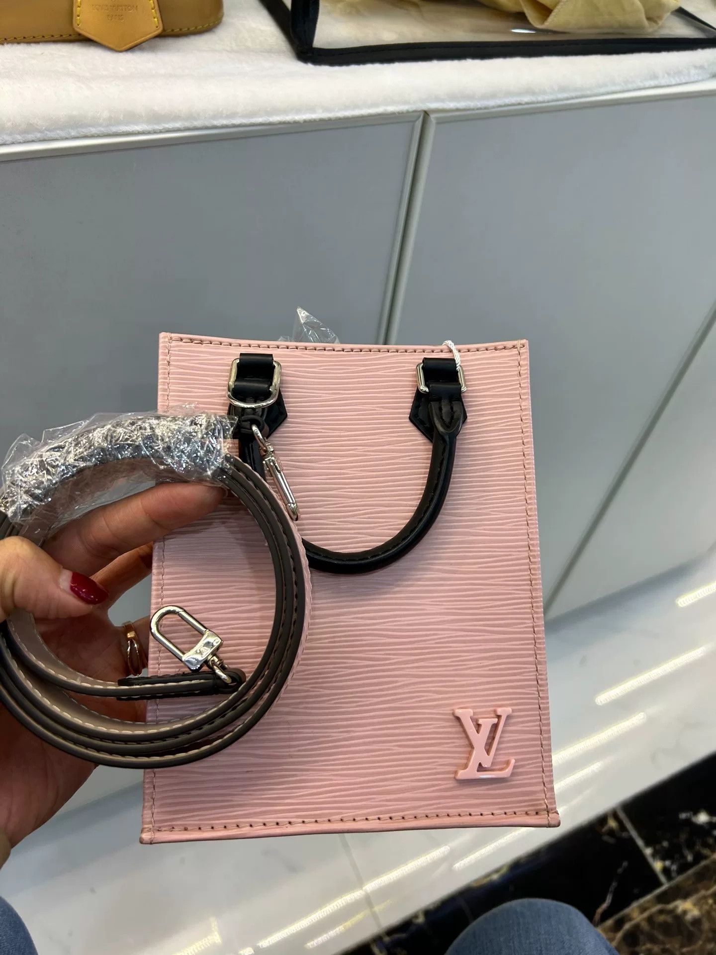 Louis Vuitton Pre-loved Bag Very good condition Size ONE SIZE - 2 Thumbnail