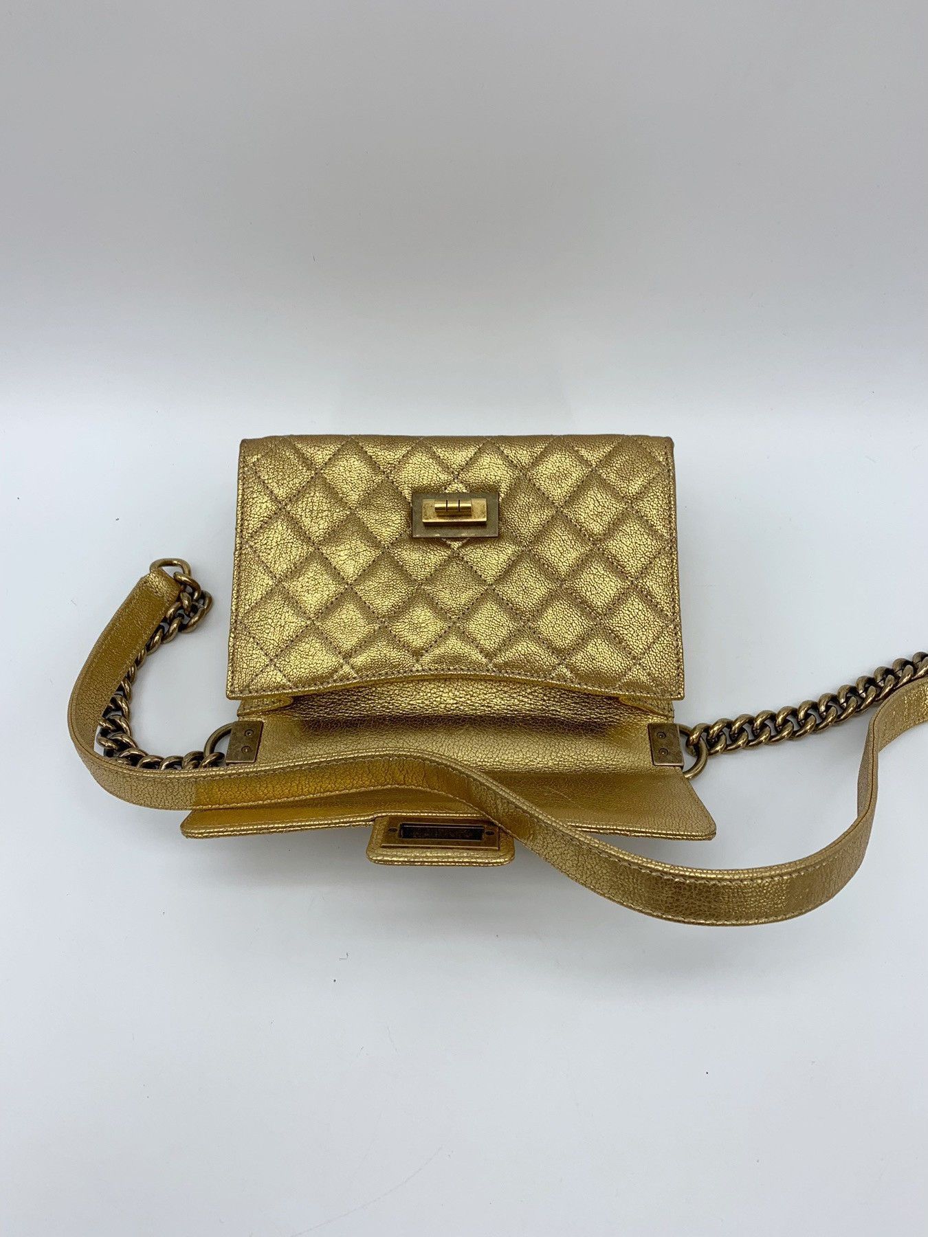 Chanel Pre-loved Bag Very good condition Size ONE SIZE - 6 Thumbnail