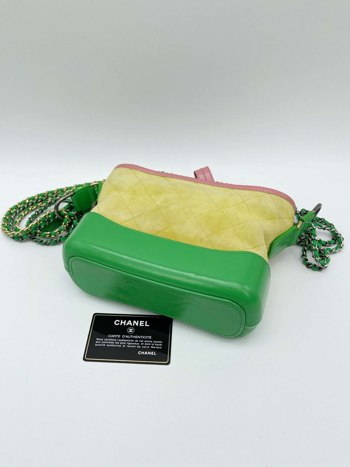 Chanel Pre-loved Bag Very good condition Size ONE SIZE - 5 Thumbnail