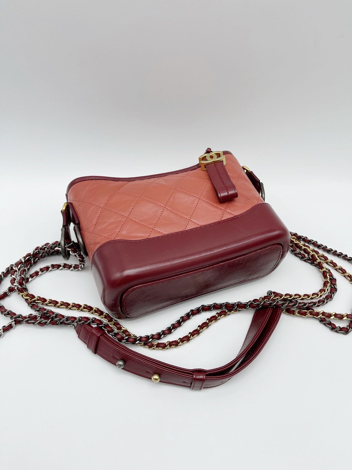 Chanel Pre-loved Bag Very good condition Size ONE SIZE - 4 Thumbnail