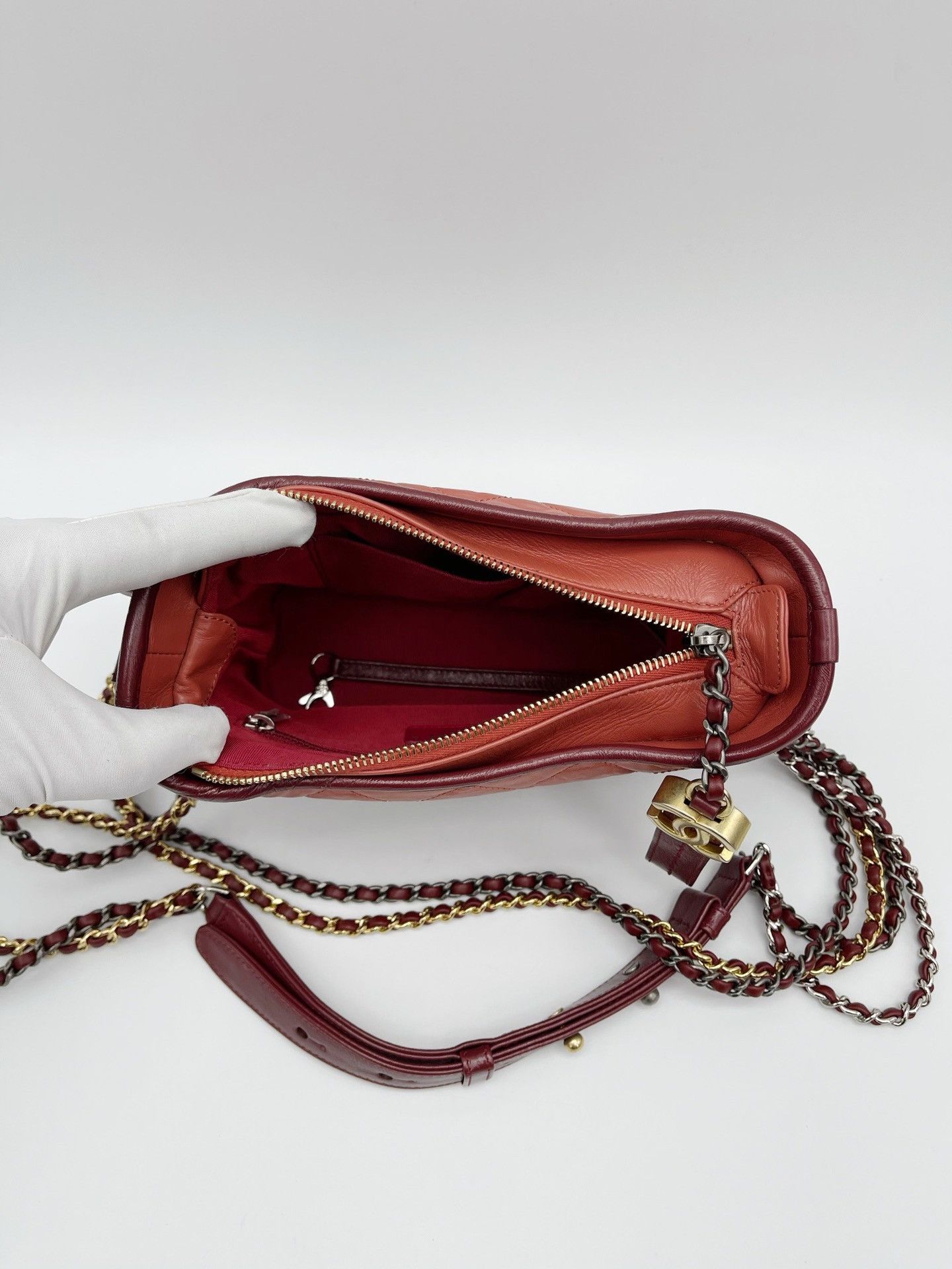 Chanel Pre-loved Bag Very good condition Size ONE SIZE - 7 Thumbnail