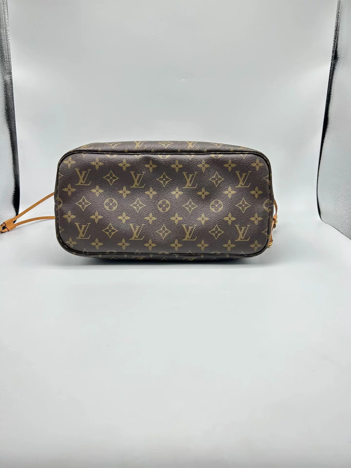 Louis Vuitton Pre-loved Bag Very good condition Size ONE SIZE - 5 Thumbnail