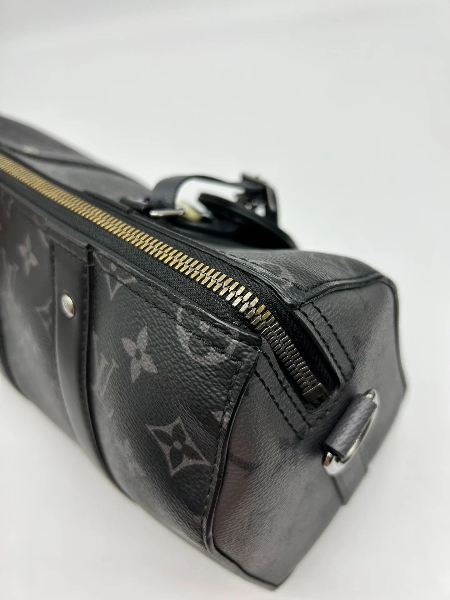 Louis Vuitton Pre-loved Bag Very good condition Size ONE SIZE - 7 Thumbnail