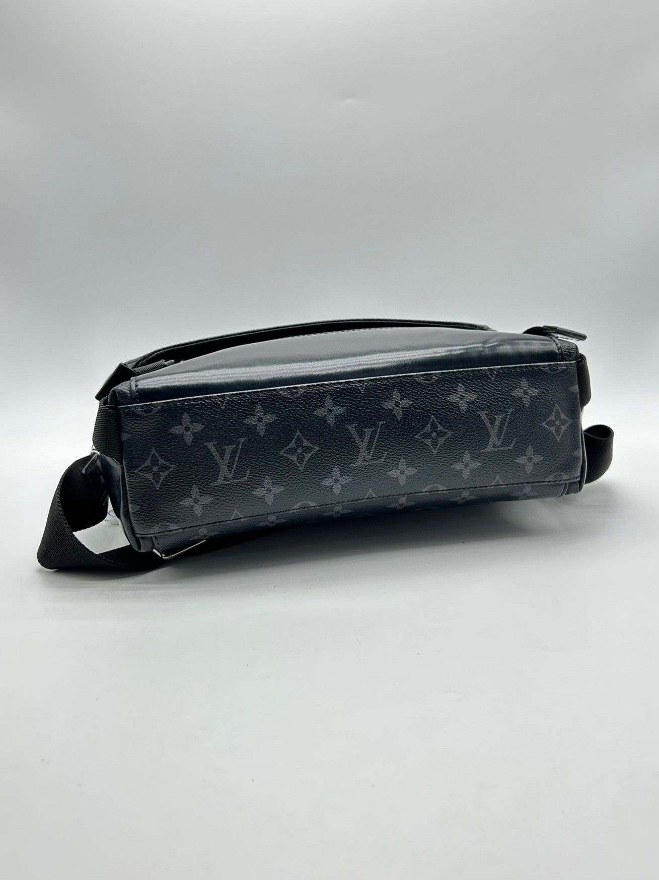 Louis Vuitton Pre-loved Bag Very good condition Size ONE SIZE - 6 Thumbnail